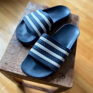 Men’s Size 10 Adidas Slides Sandals Soccer Sandals